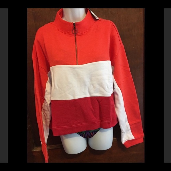 wild fable Tops - Wild Fable sweatshirt crop top XXL new with Tags